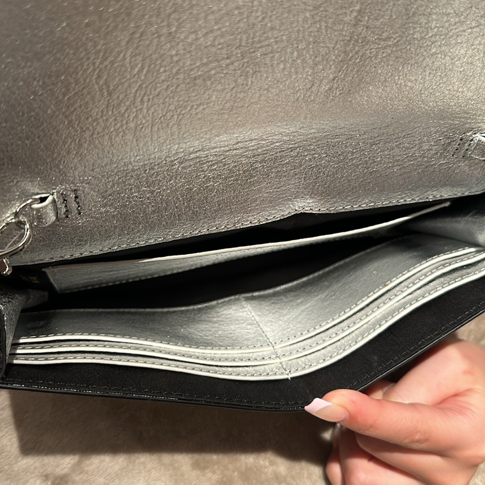 Barney’s clutch with chain - Picture 4 of 5